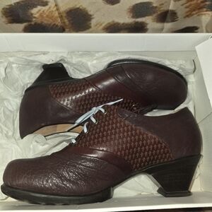 John Fluevog Hope PROMISE Saddle Shoe